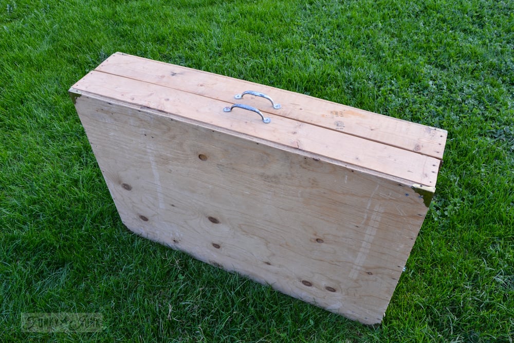 A portable, collapsible workbench every DIYer needsFunky ...