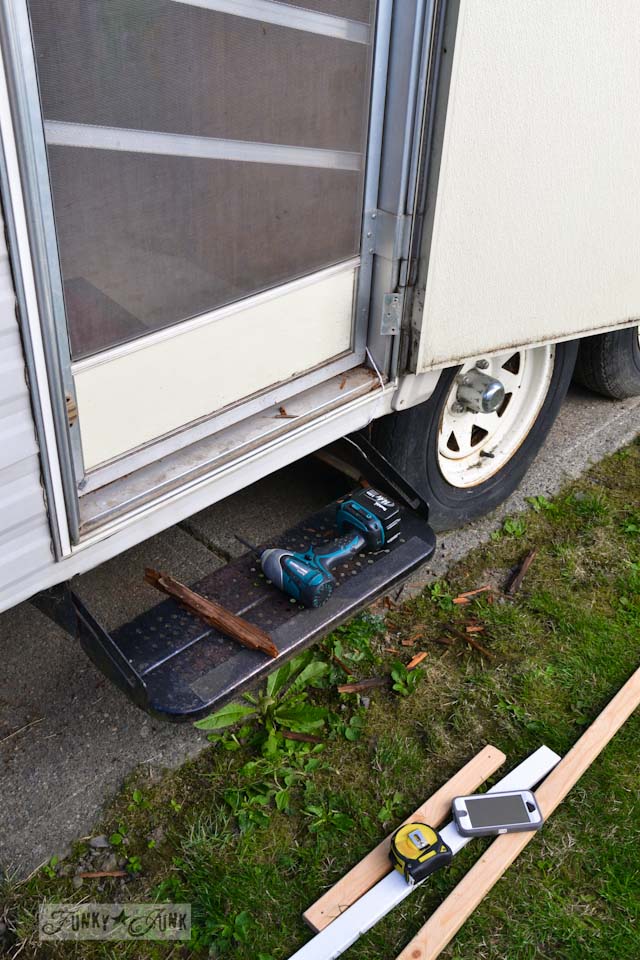 The 1 67 Travel Trailer Door Repair And A Lesson