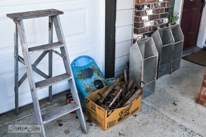 Funky Junk in front of the house... sorry neighbours! via https://www.funkyjunkinteriors.net/