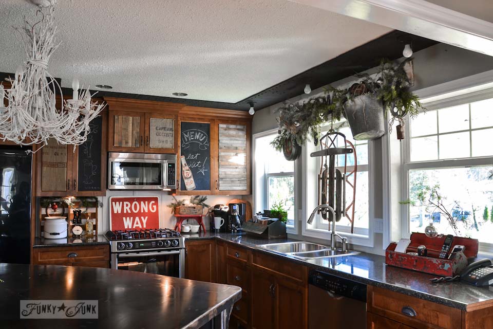 A Christmas salvaged junk kitchen / A junky Christmas kitchen / salvaged finds used to deck out this kitchen for Christmas via https://www.funkyjunkinteriors.net/ A Christmas salvaged junk kitchen / A junky Christmas kitchen / salvaged finds used to deck out this kitchen for Christmas via https://www.funkyjunkinteriors.net/