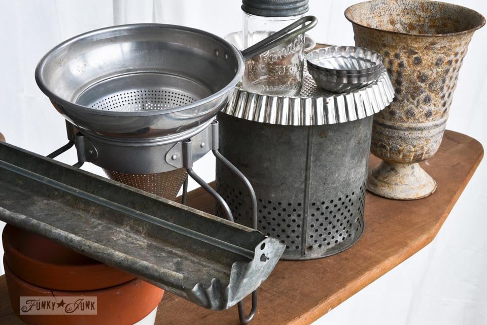 Galvanized containers / A junky Christmas kitchen / salvaged finds used to deck out this kitchen for Christmas via https://www.funkyjunkinteriors.net/ Galvanized containers / A junky Christmas kitchen / salvaged finds used to deck out this kitchen for Christmas via https://www.funkyjunkinteriors.net/