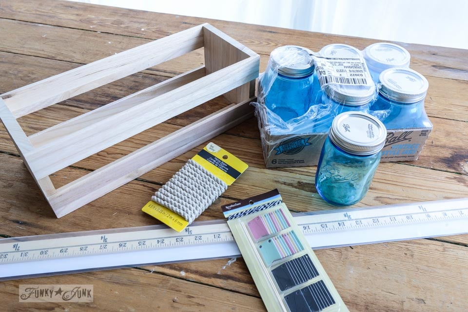 Crafting with 100 bloggers with Michaels and Hometalk. You should go!