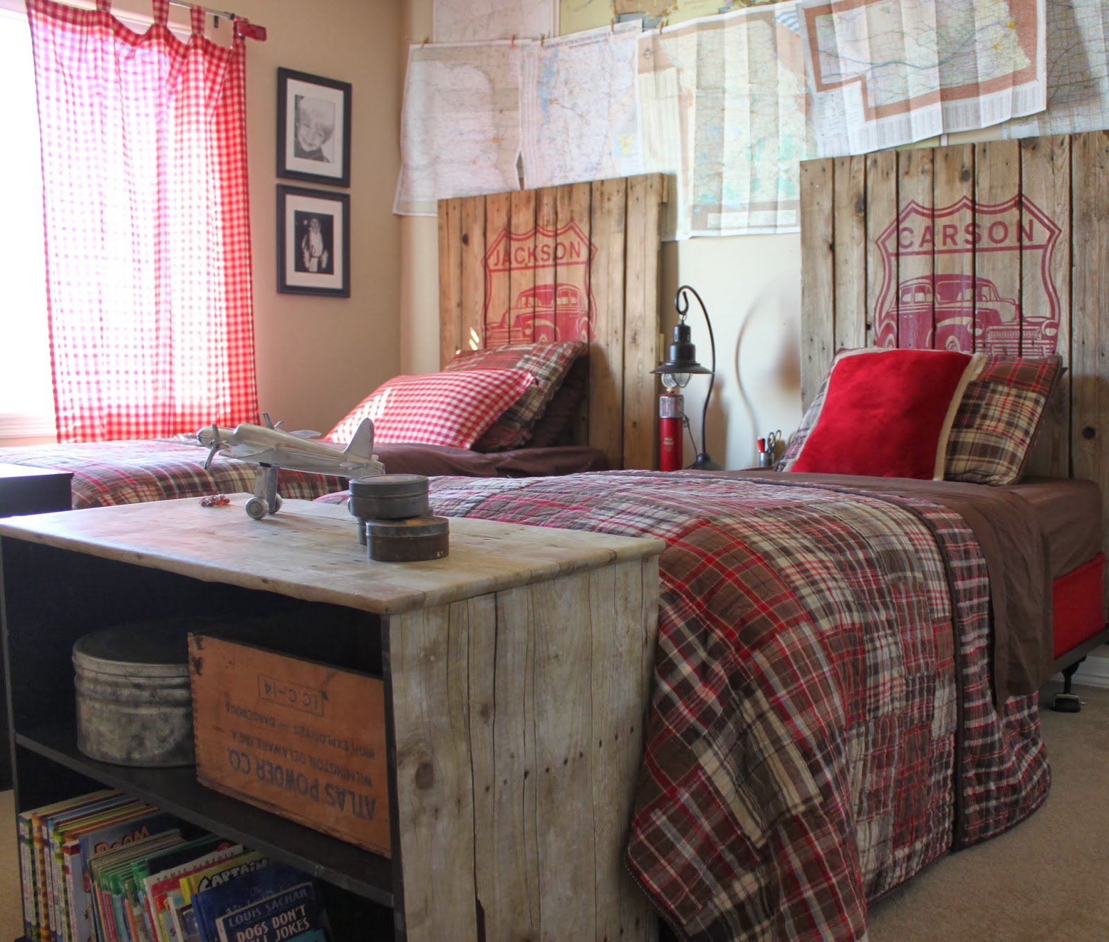 Boys Room 4