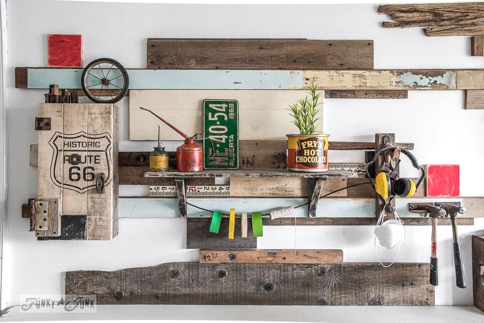 DIY Pallet Projects {The BEST Reclaimed Wood Upcycle Ideas} – Dreaming in DIY