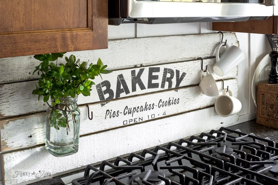 How to Make a “Vintage” Kitchen Sign