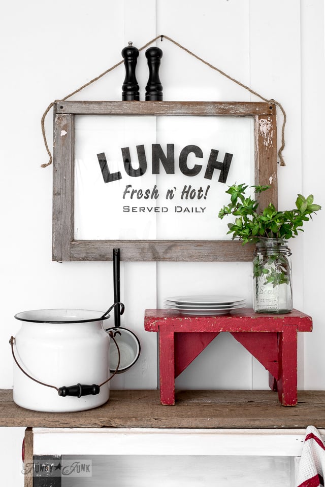 20+ Kitchen Signs for Any Style [Funny, Farmhouse, Personalized