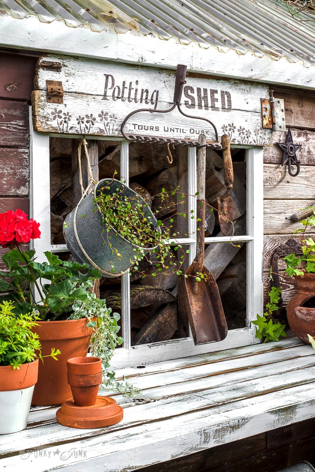 Handpainted Garden Tool's 10 Planter - Aged