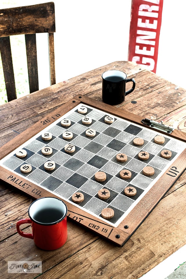 Play & learn checkers online