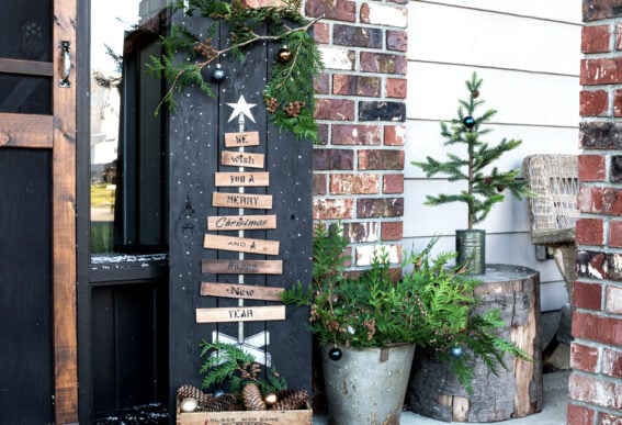 DIY Pallet Christmas Tree sign with stencils and wood