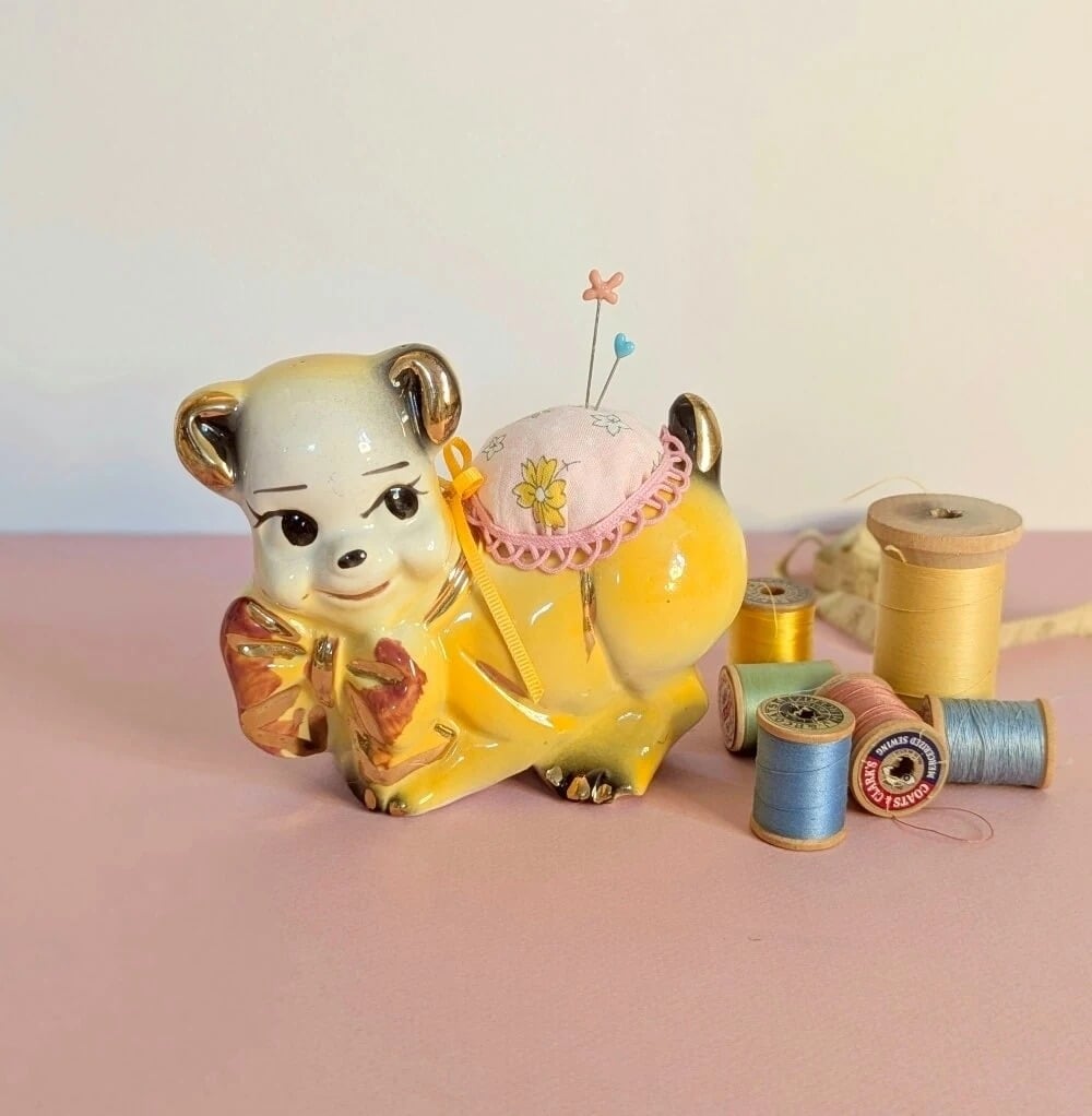 vintage planter pincushions by Little Vintage Cottage - featured on New Upcycle Ideas 819