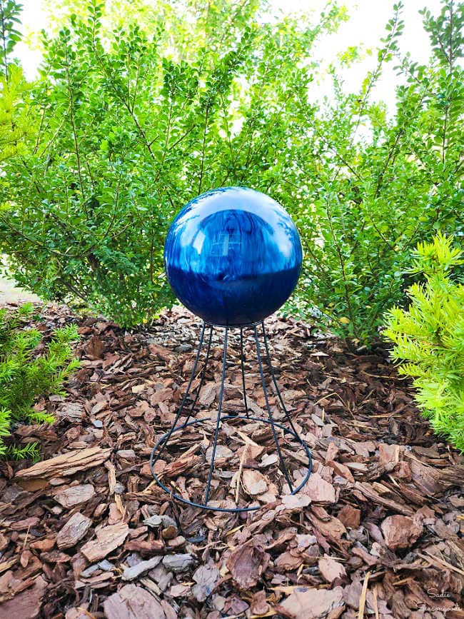 DIY gazing bowling ball by Sadie Seasongoods featured on New Upcycle Ideas 837