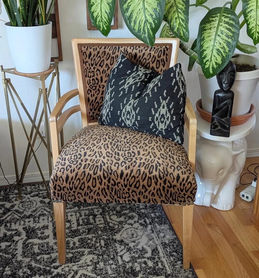 Complete 90 year old chair makeover by Little Vintage Cottage featured on New Upcycle Ideas 844