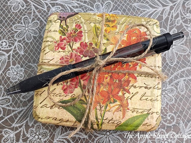 Decoupaged container by The Apple Street Cottage featured on New Upcycle Ideas 842