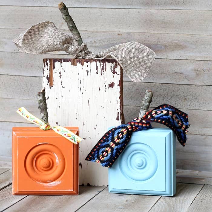 DIY wooden pumpkins by Petticoat Junktion featured on New Upcycle Ideas 849