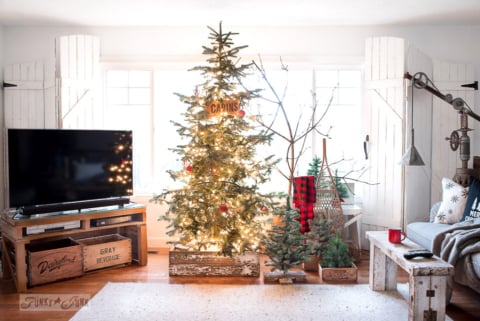 Rustic Christmas tree forest in a livingroom with DIY crate skirt-001