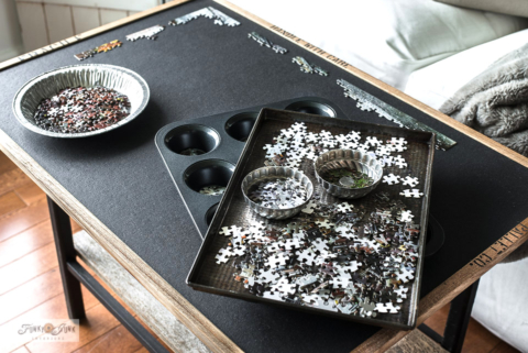 jigsaw puzzle table made from a bulletin board
