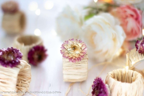 DIY-napkin-holders-or-napkin-ringson-a-table-with-flowers-7
