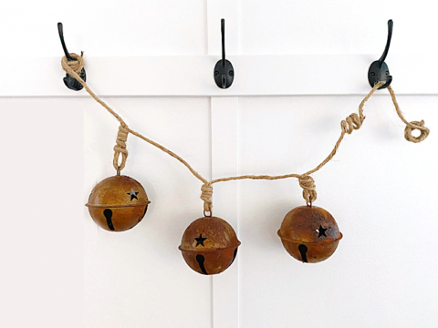rusty bell garland