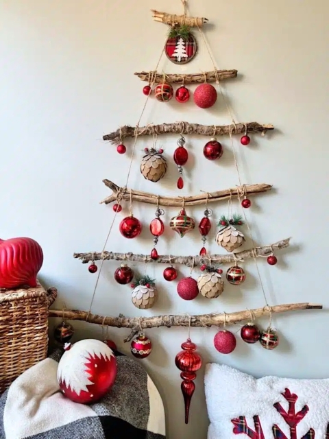 Wall Christmas tree with branches