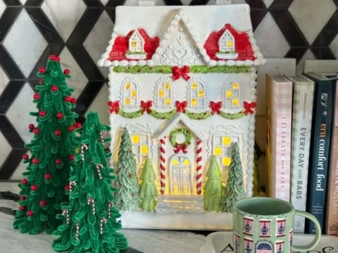 pipe cleaner Christmas trees