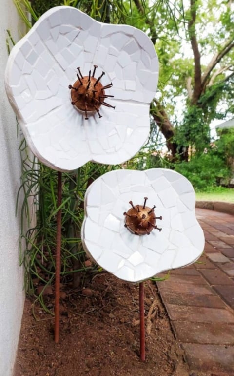 mosaic garden flowers by A Crafty Mix